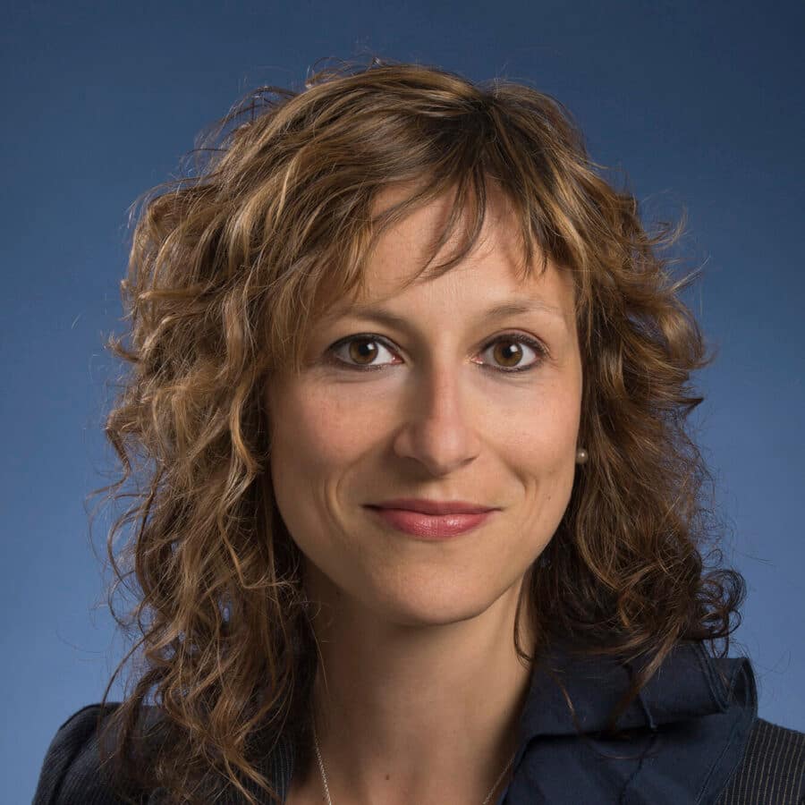 Dr. Ana Konvalinka